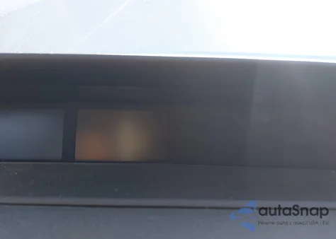 2021 Toyota Prius Le z USA, uszkodzony, nr VIN JTDKAMFU1M3152056